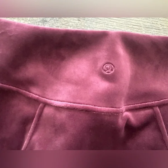 NWT Lululemon‎ Scuba High-Rise Mini Skirt *Velvet Garnet Red Large - Picture 5 of 8